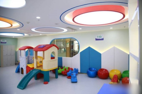 济南可恩口腔医院花园路分院儿童区 济南可恩口腔医院花园路分院儿童区